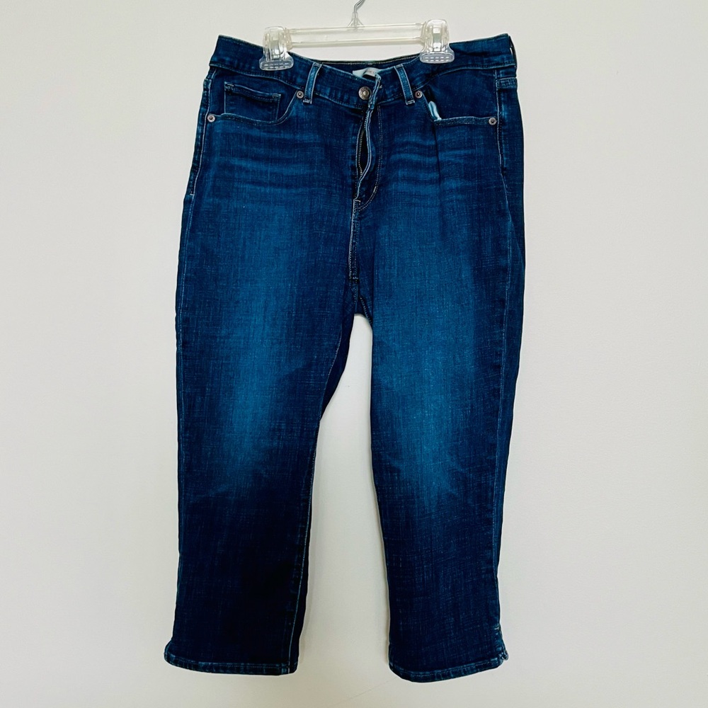Levi’s capri denim